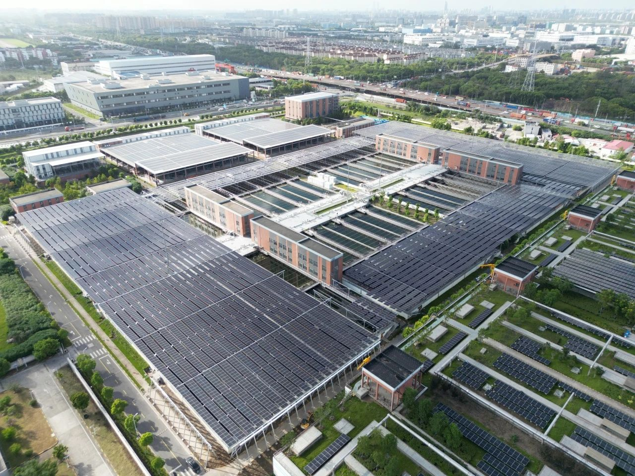 光伏赋能 优发国际随优而动一触即发水务绘就高质量发展亮丽底色